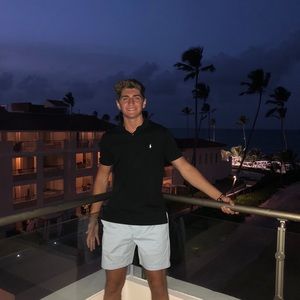 Meet your Posher, Frank